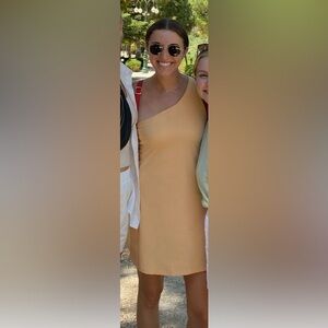 Abercrombie & Fitch Light Orange One-Shoulder Exercise Dress
